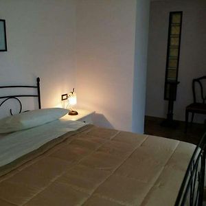 Camera con letto king size